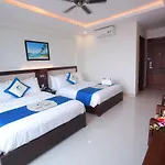 Blue Wave Hotel