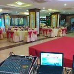 Blue Wave Hotel