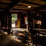 Lo Lo Homestay & Cafe Meo Vac