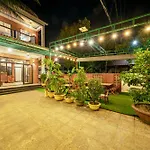 Riverside Dorm And Restaurant