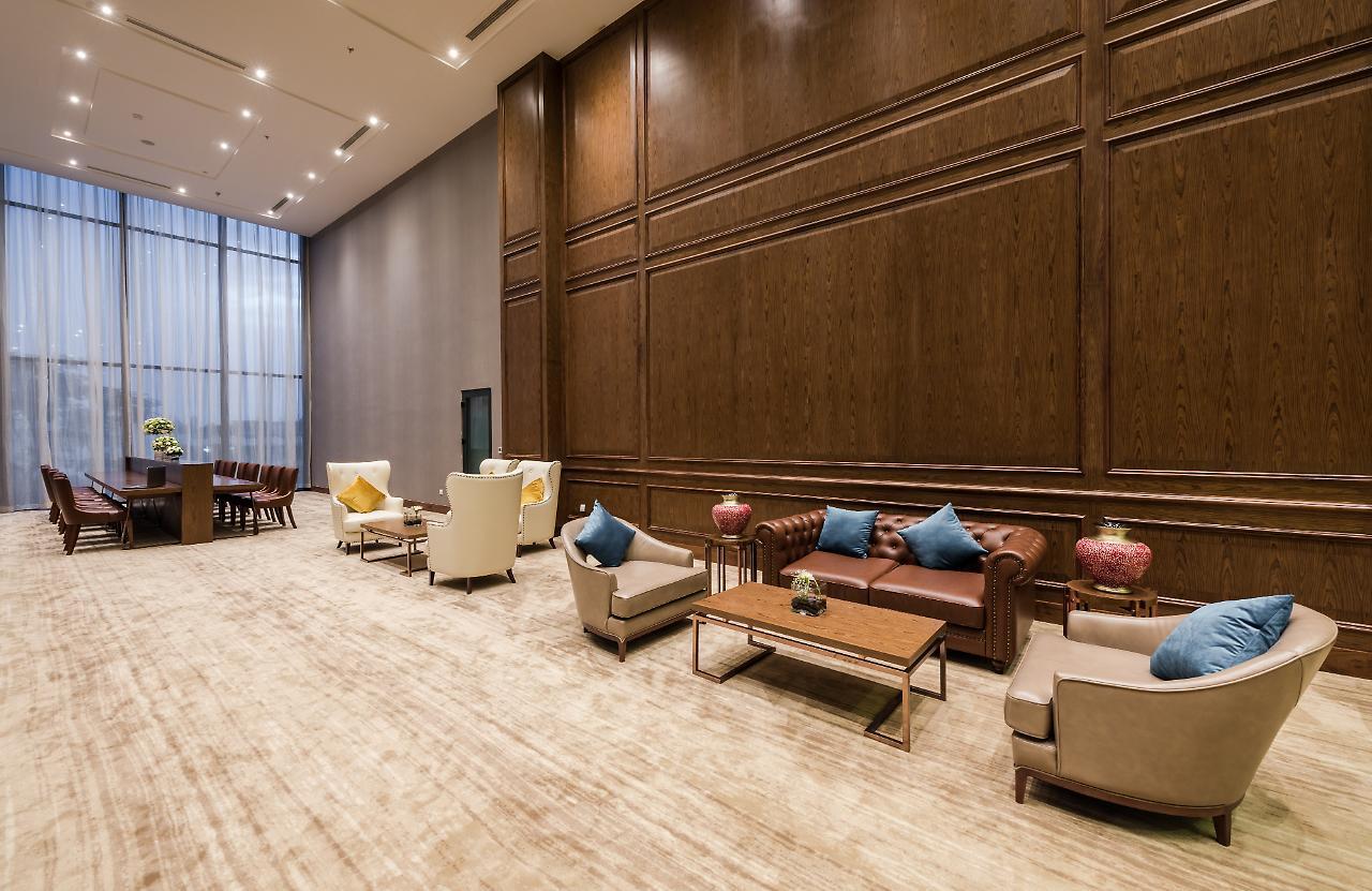 Flc Grand Samson Hotel