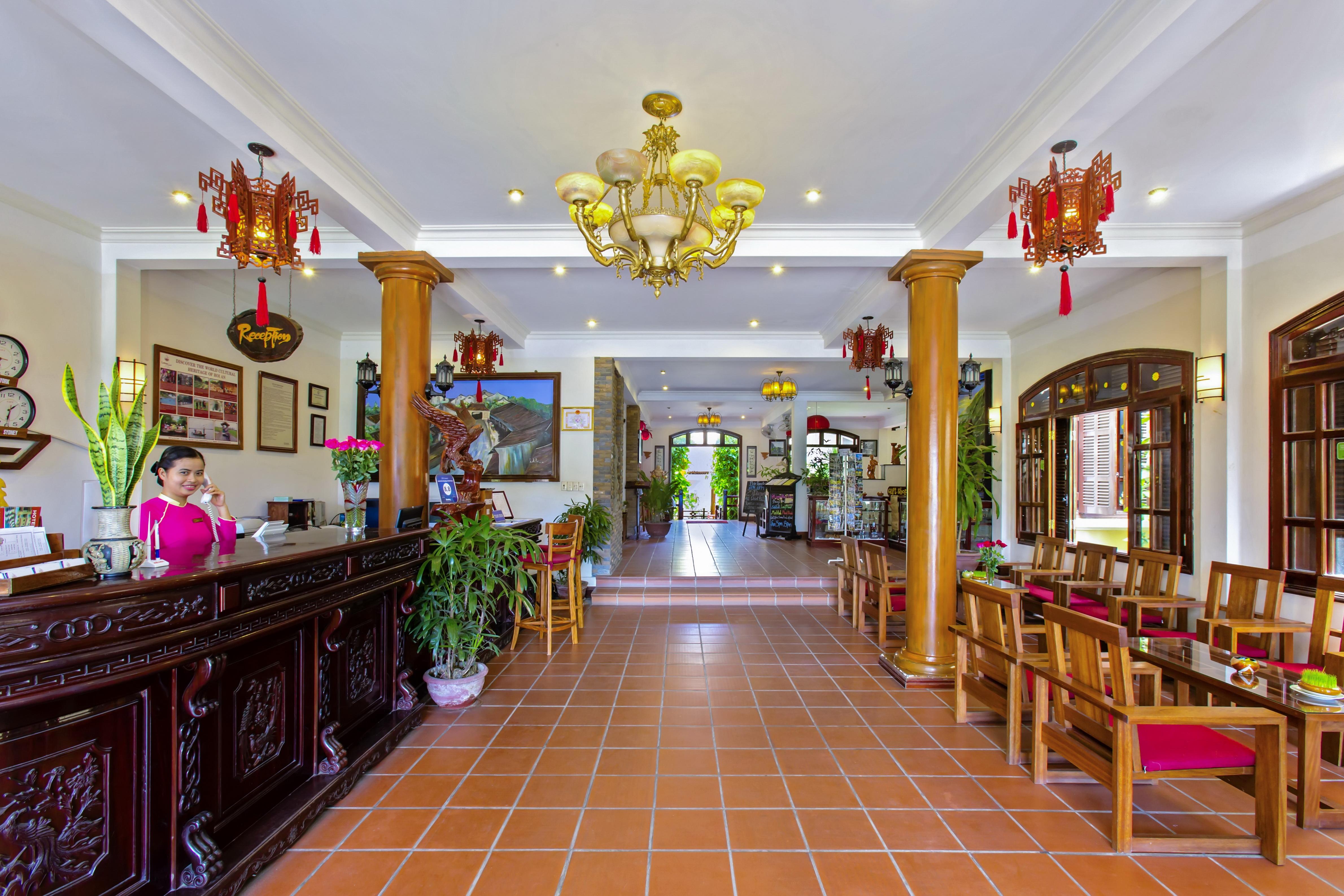 Lantern Boutique 4*