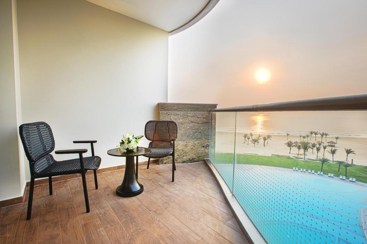 Khu nghỉ mát Vinpearl Resort&golf Nam 5*