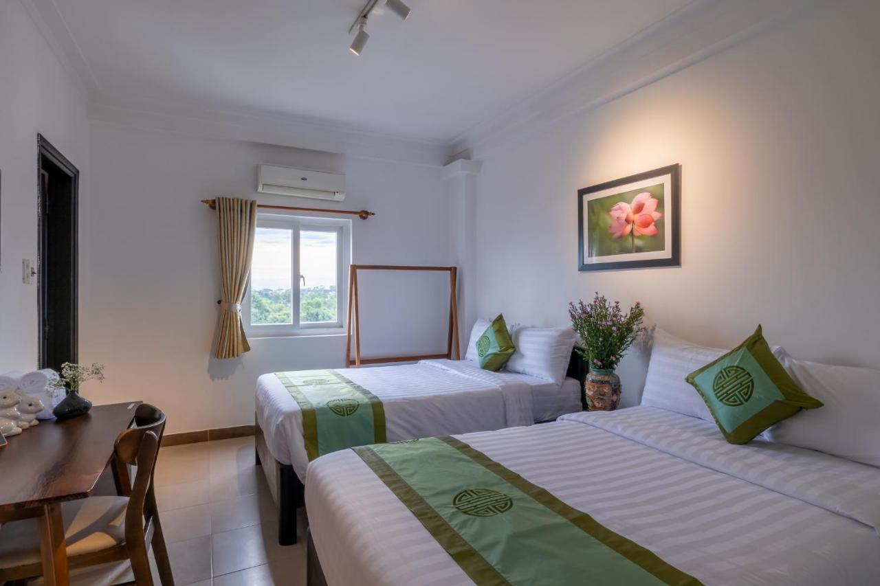 Homestay Charming Riverside