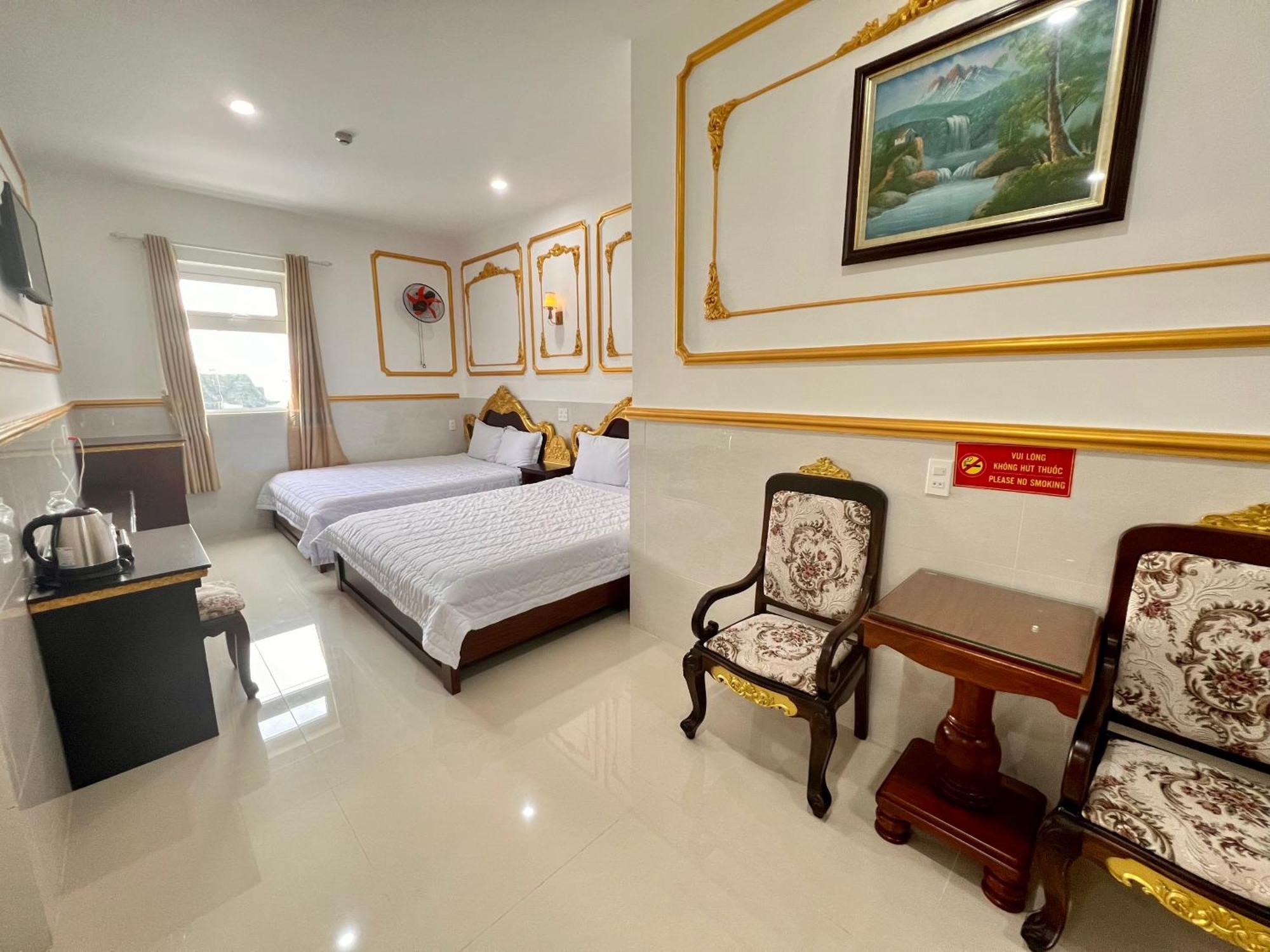 Khách sạn King 2*