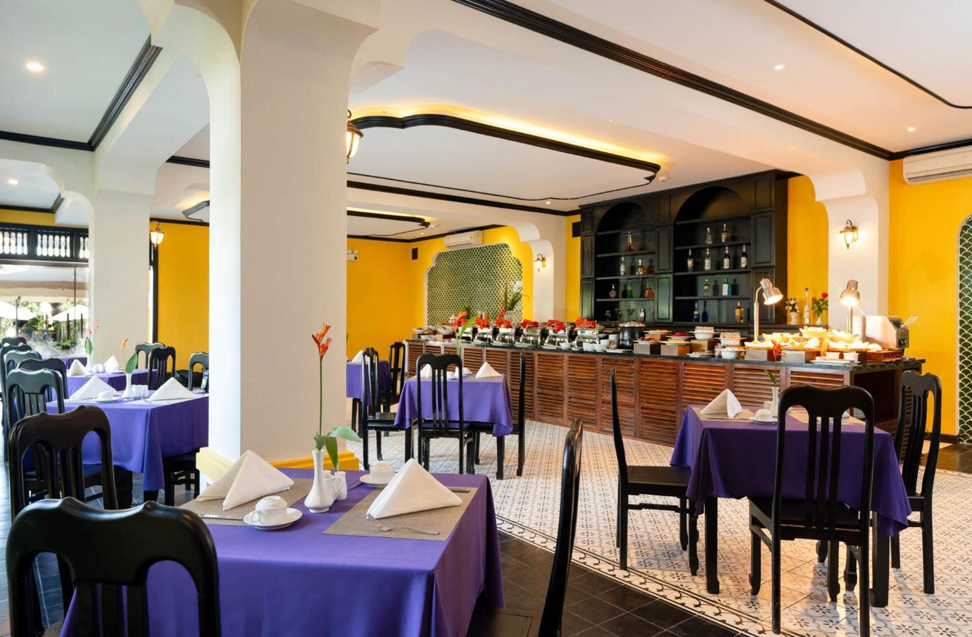 Lantern Boutique Resort 4*