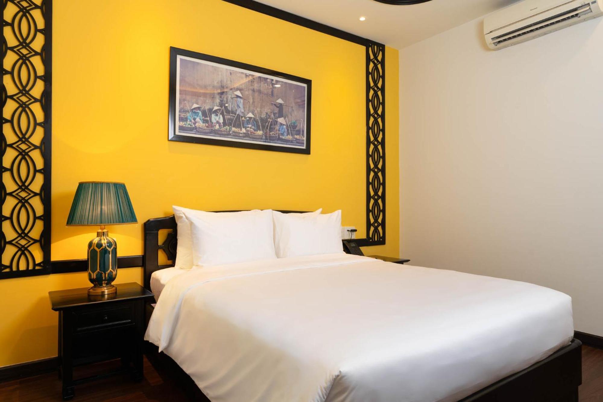 Lantern Boutique 4*