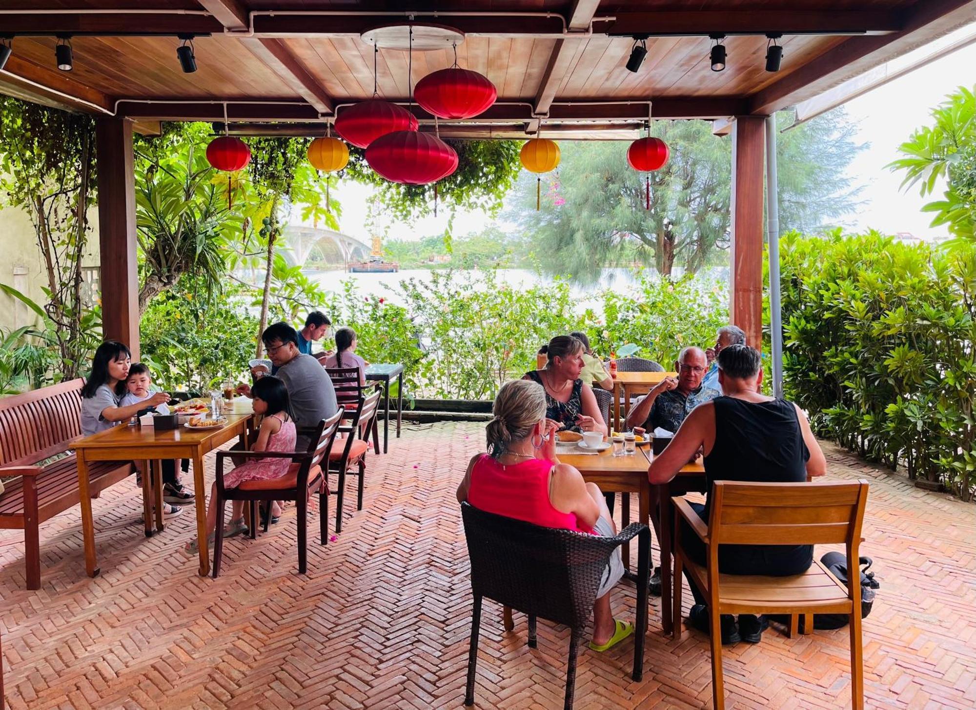 Orchid Garden Riverside Biệt thự *
