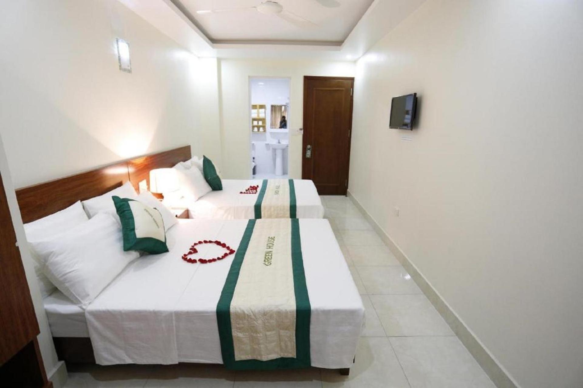 Catba Sunrise Hotel *