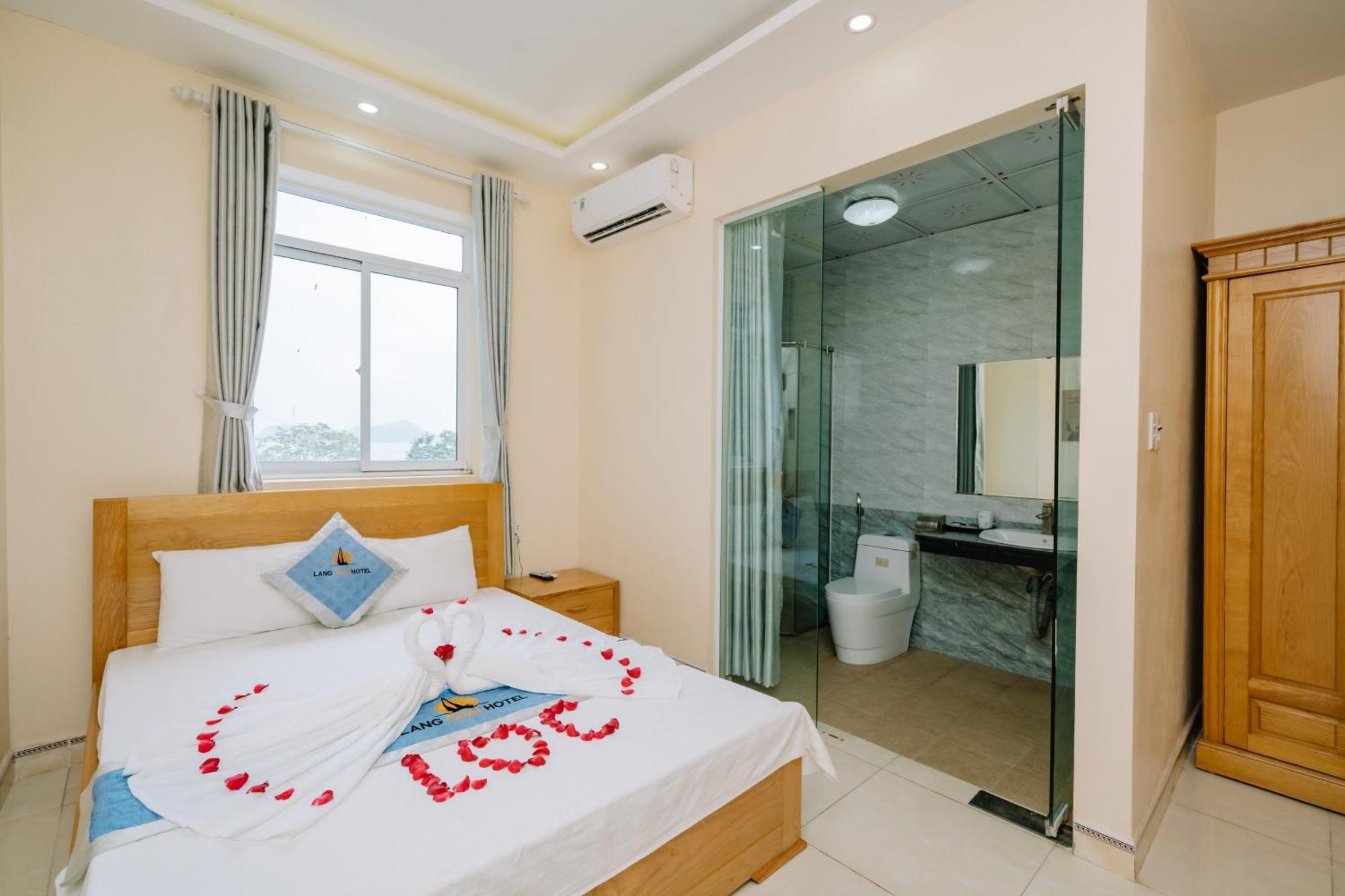 Lang Chai Cat Ba Hotel