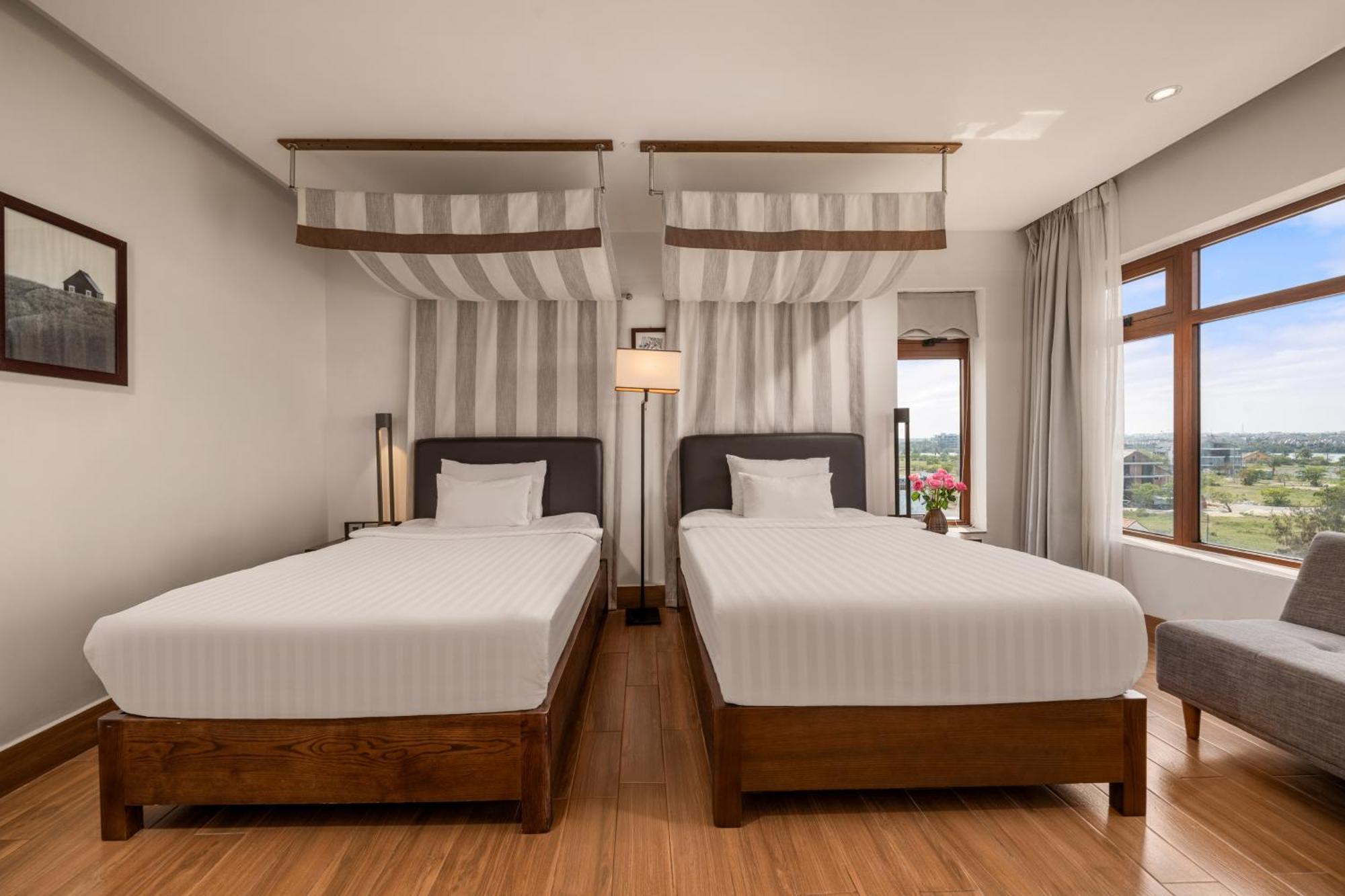 Ocean Front 4* Hoi An