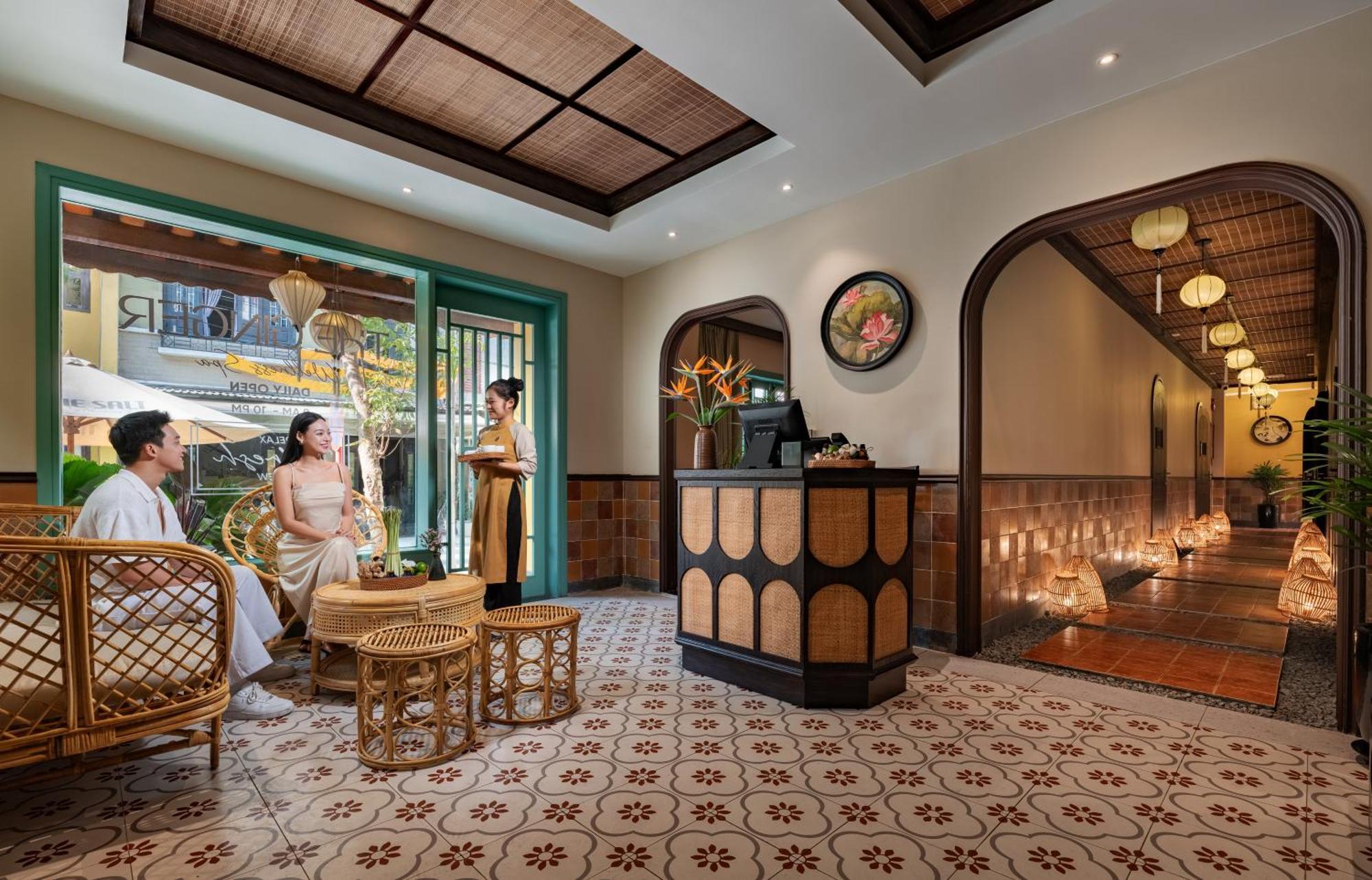 Hotel The Signature Hoi An