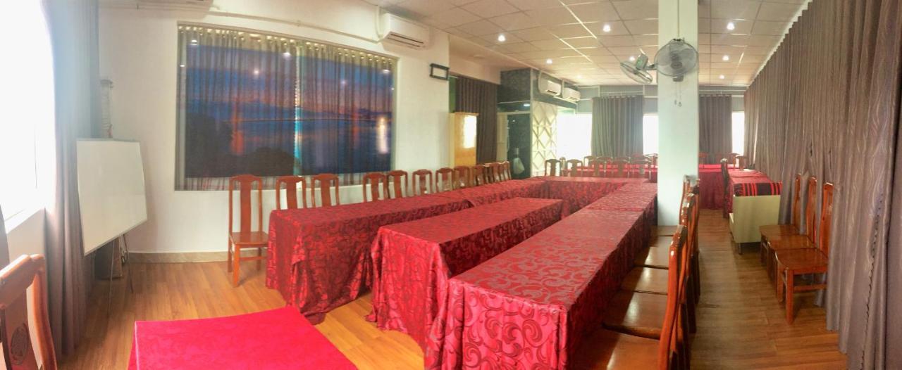 Khách sạn Yen Vy 04 Luxury 3*