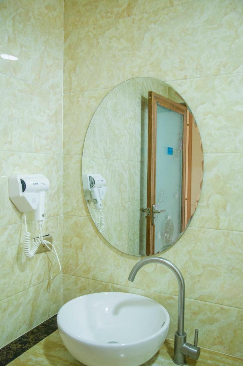 Khach San Hoang Gia - Hoang Gia Hotel 2*
