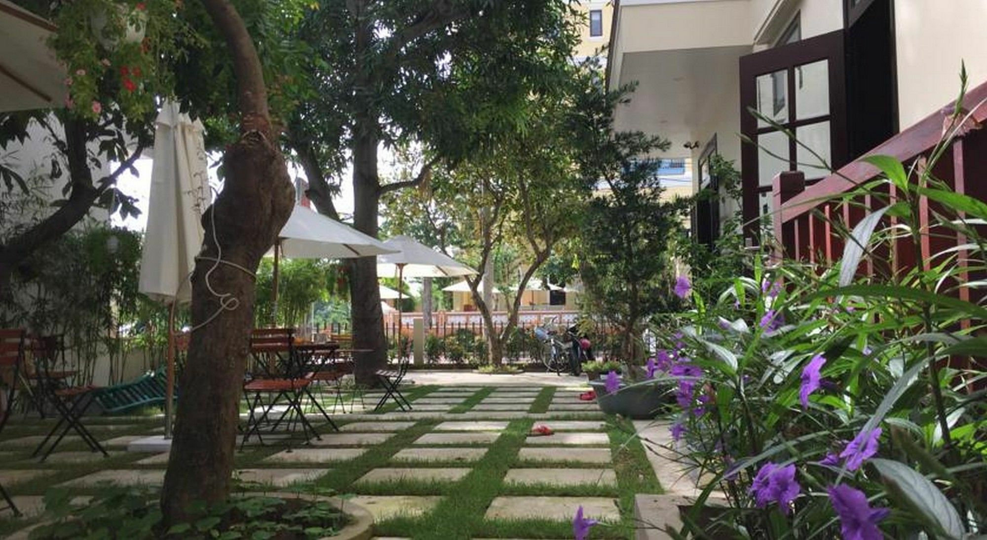 Heritage Bed & Breakfast 2*