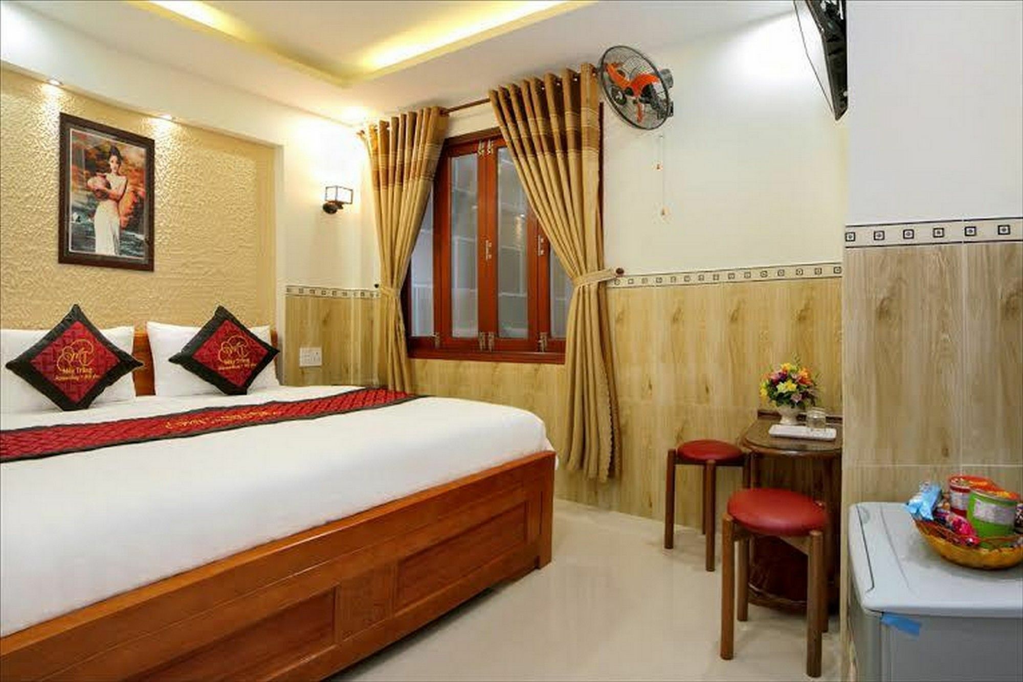 White Cloud Hotel