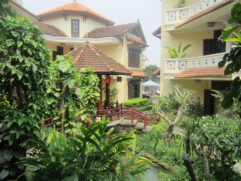Resort Lantern Boutique