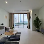 Wise Stay Scenia Bay Apartment