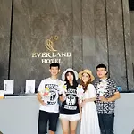 Everland Hotel