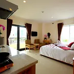 Marigold Hotel & Apartment