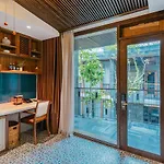 Minh Boutique