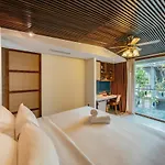 Minh Boutique