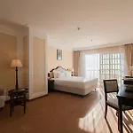 Sunrise Nha Trang Beach Hotel & Spa