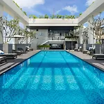 Paris Deli Danang Beach Hotel