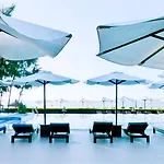 Seahorse Resort & Spa