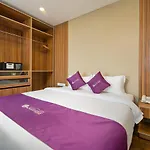 Lavender Riverside Hotel