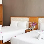 Anh Phuong Hotel & Apartment