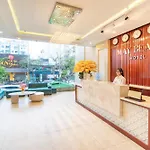 May Beach Hotel