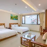 Salamander Apartment Hotel