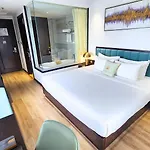 Cordial Grand Hotel Da Nang Beach