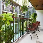 Tam House Villa Hotel