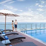 Sunny Ocean Hotel & Spa