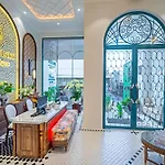 Pavillon Boutique Hotel & Apartment Nha Trang