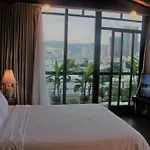 Oasis Hotel & Apartment