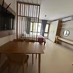 Ha Linh Apartment