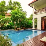Luxury Danatrip Villas