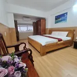 Hoa Phuong Do