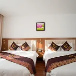 Centre Hotel