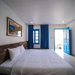 Cy\'Sea Villa