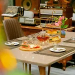 Dong Duong Hotel&Suites