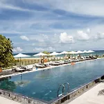 Ocean Beach Resort Da Nang