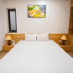 An Duong Hotel & Apartment