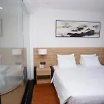 Lily Apartment