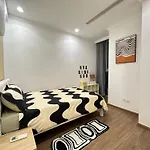 2Bedroom Landmark 1 Park-Pool-Gym-Can Ho Vinhomes 2Pn-2G