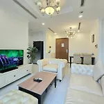 Vinhome Central Park Apartment