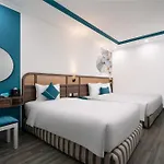 Paracel Beach Hotel